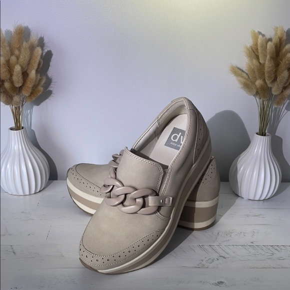 DV by Dolce Vita Shoes - (Sold)DV by Dolce Vita Women's Cream Loafers